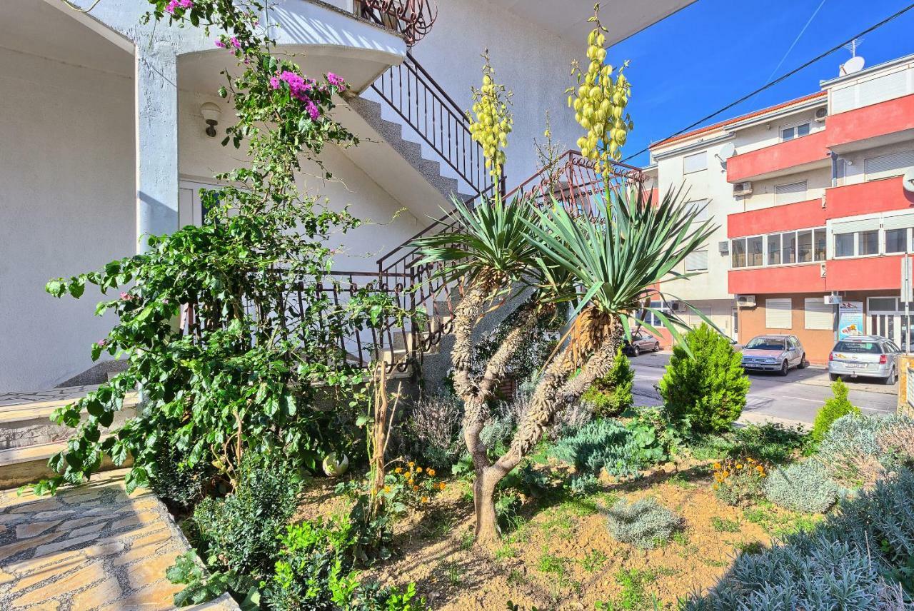 Apartments Milenka Trogir Exterior foto