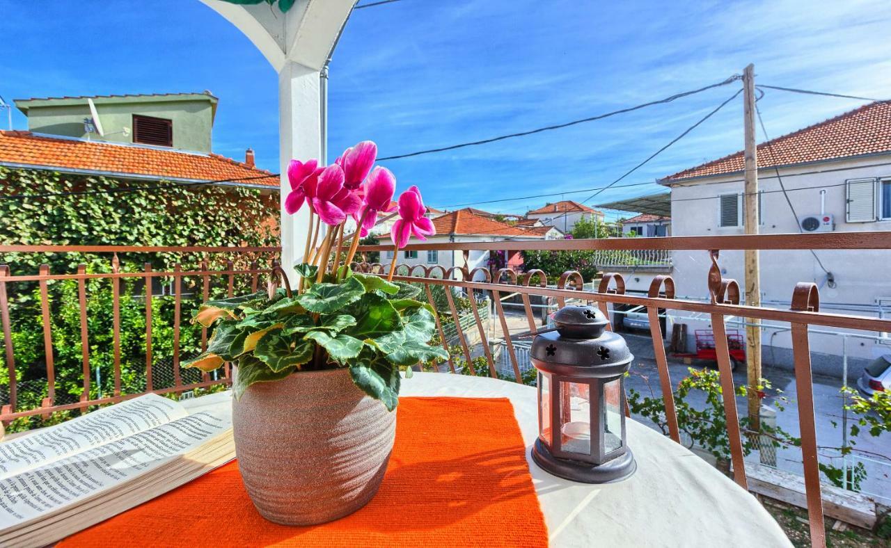 Apartments Milenka Trogir Exterior foto